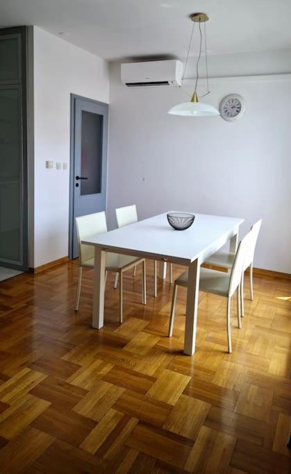 St Damian Sea View Apartamento